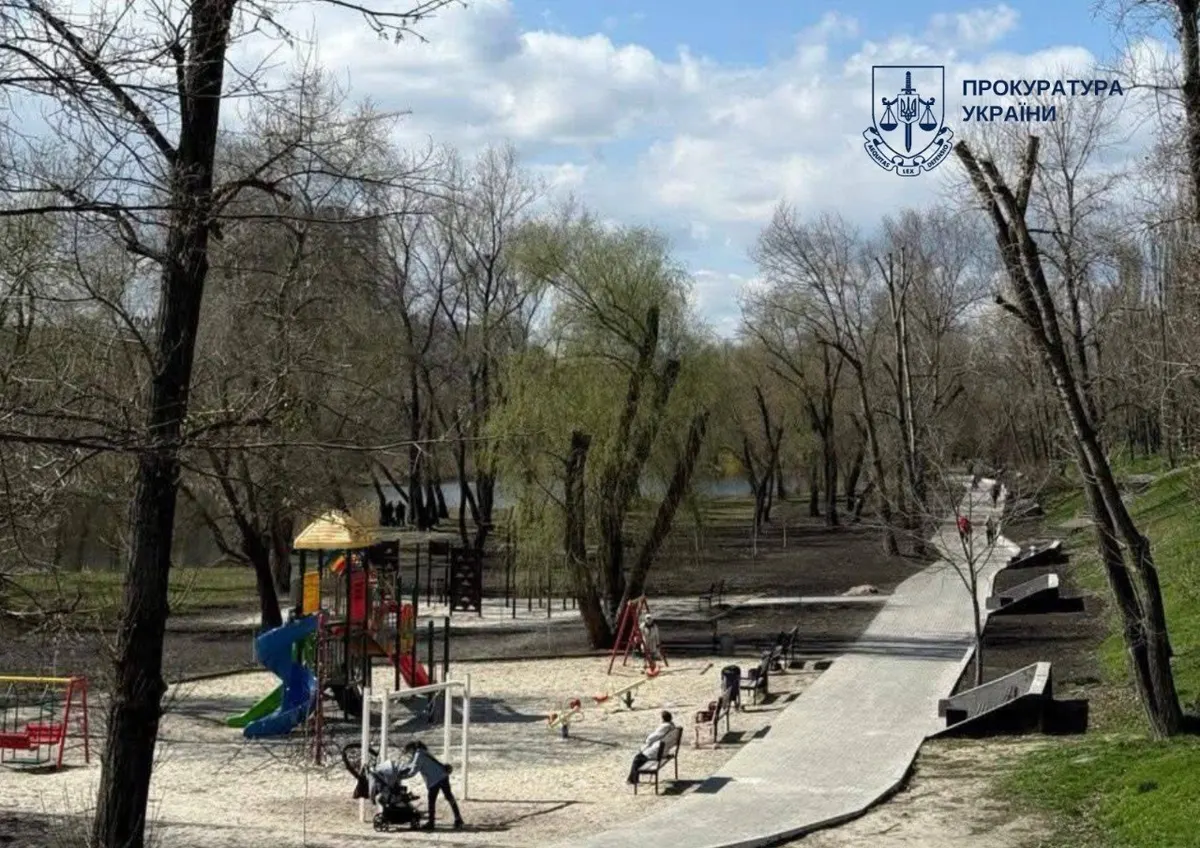 Директорку підрядника судитимуть за завищення вартості робіт біля озера Вербне