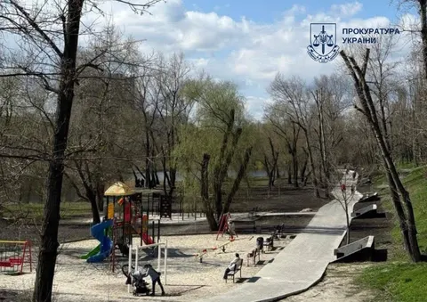 Директорку підрядника судитимуть за завищення вартості робіт біля озера Вербне