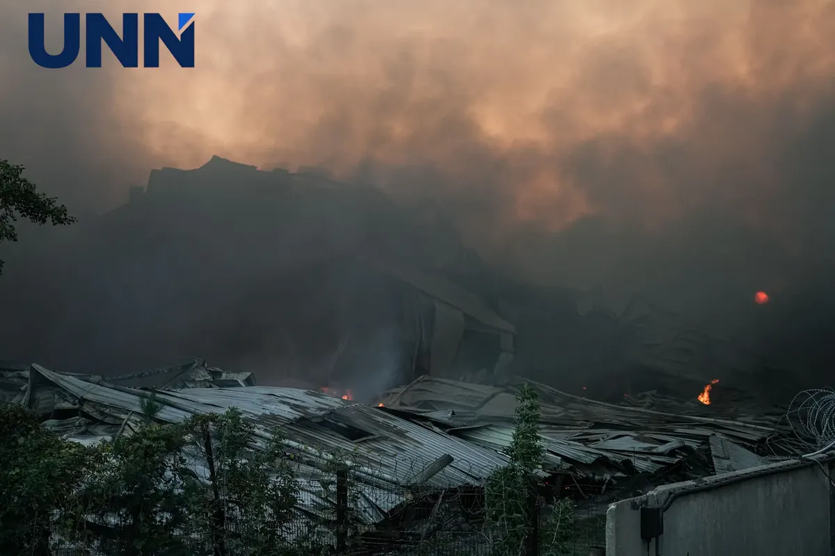 Атака дронів на Київщині: пошкоджено склад «Еко Маркет» у Щасливому