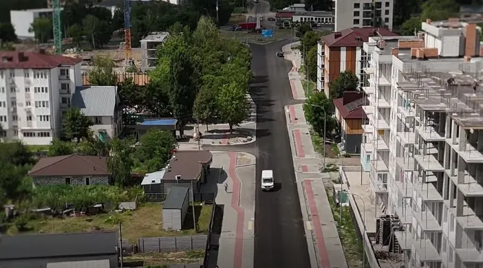 У Бородянці реконструюють 5,3 км вулиці Центральної
