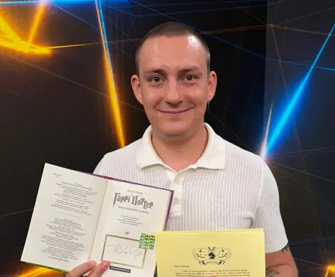 Джоан Ролінґ надіслала листа українському морпіху, який у полоні переповідав «Га