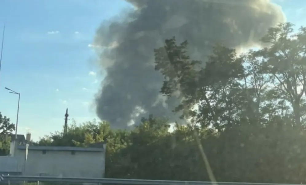 Атака на Київщині: на Бориспільщині горять склади, є руйнування в трьох районах