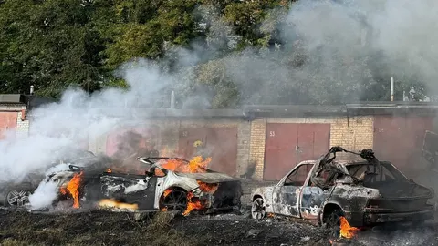 Атака дронів на Київщину: пошкоджено 17 об'єктів, є постраждалий у Києві