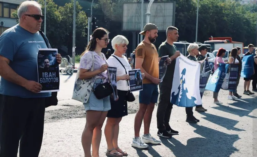 У Києві вшанували пам’ять льотчика Івана Болотова в день його 25-річчя