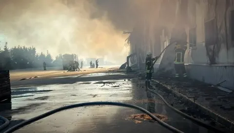 На Бориспільщині гасять склади після нічної атаки РФ