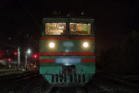 У Бучанському районі під колесами потяга загинула жінка