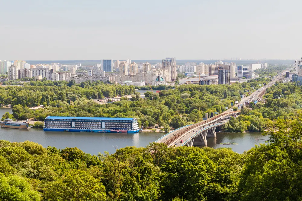 Рух мостом Метро у Києві частково обмежать наприкінці серпня
