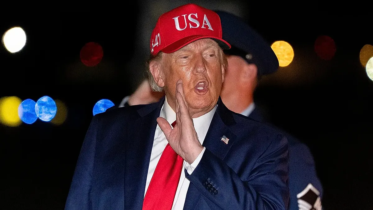 Трамп пригрозив митами ЄС через зближення з Канадою