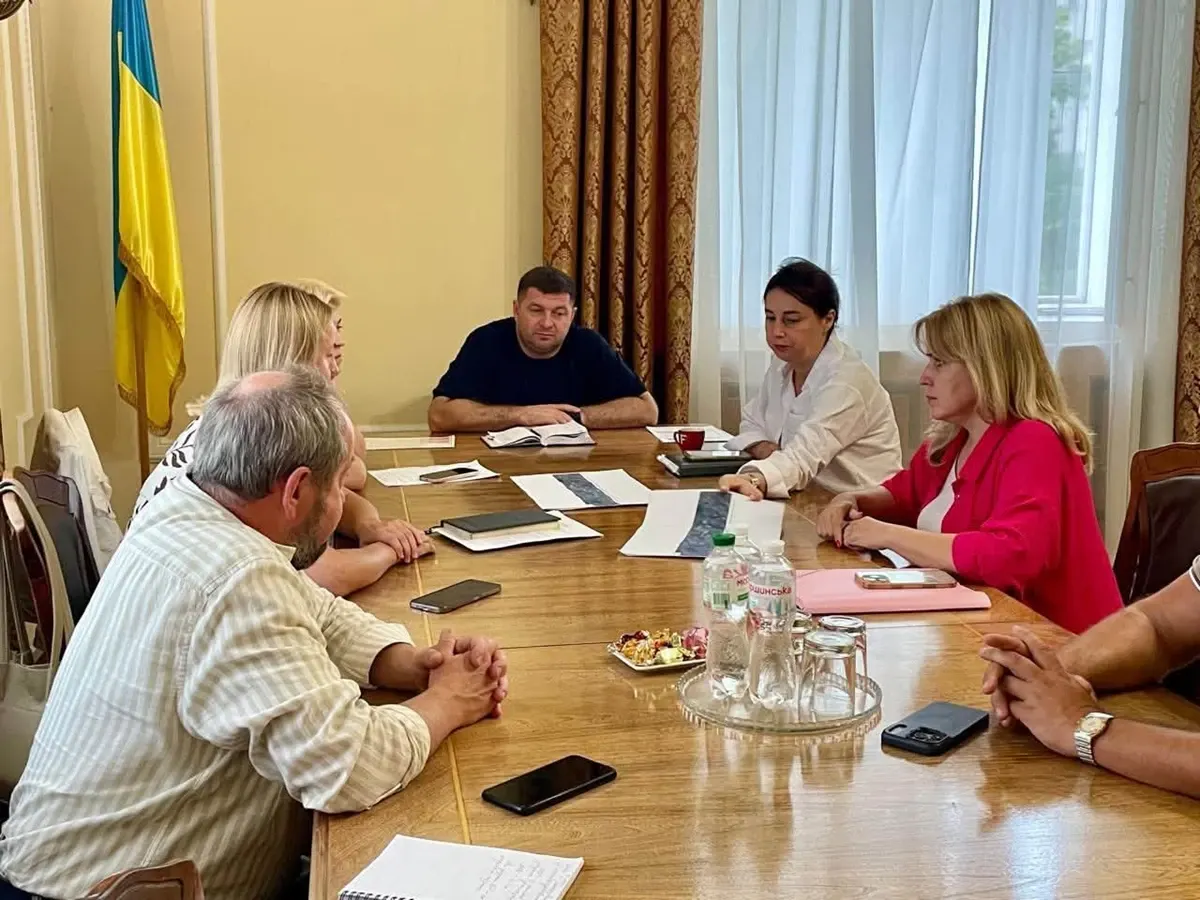 Навколо львівського аеропорту визначать зони обмеження забудови