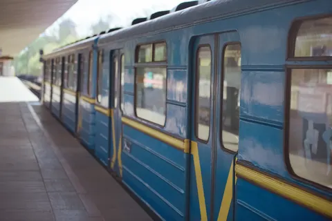 Столичний метрополітен набирає на безплатні курси машиністів: вже 250 заявок