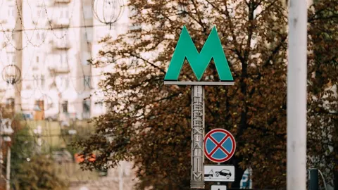 У Бориспільській громаді: вестибюль метро «Бориспільська» знову працює