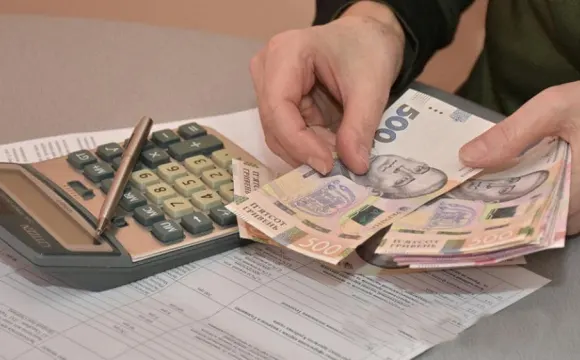 Понад 108 тисяч нових боргів за комуналку: хто і де найбільше заборгував
