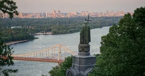 Дим від пожеж погіршив повітря у Борисполі та на Київщині