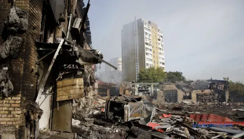 Масована атака на Київщину: є постраждалі та руйнування у Бориспільському районі