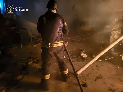 На Київщині через атаки дронів пошкоджено 34 об'єкти у чотирьох районах