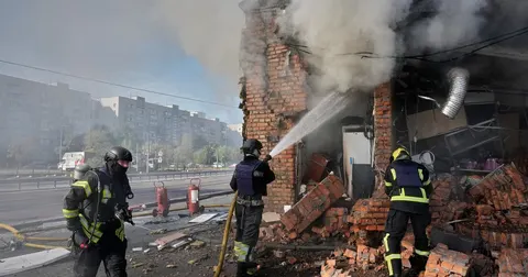 Атака дронів на Київщину: одна людина загинула, троє постраждали, серед них дити