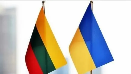Понад 28 тонн енергообладнання з Литви отримали Київщина та Житомирщина