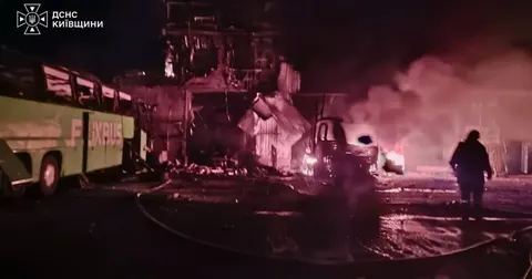 Під прицілом п'ять районів Київщини: за добу пошкоджено 34 об'єкти