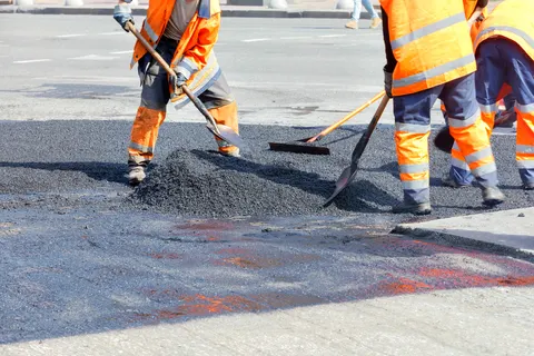 У Києві до кінця жовтня обмежать рух ще на двох ділянках