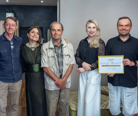 Науковець КНУ, який втратив дім через ракетний удар, отримав нову квартиру