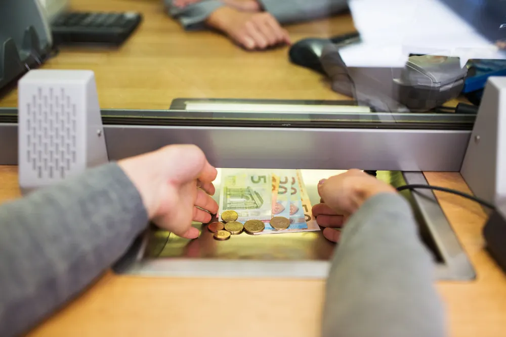 Курс валют у Києві: де вигідно обміняти долари та євро