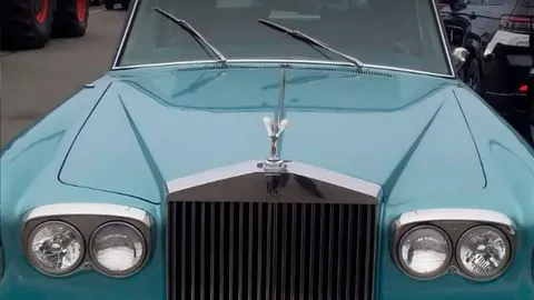 На Київщині викрили схему ввезення колекційного Rolls-Royce за підробленими доку