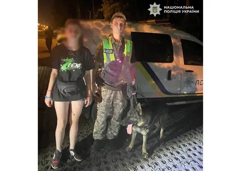 У Києві кінолог із вівчаркою знайшли зниклу 14-річну дівчину