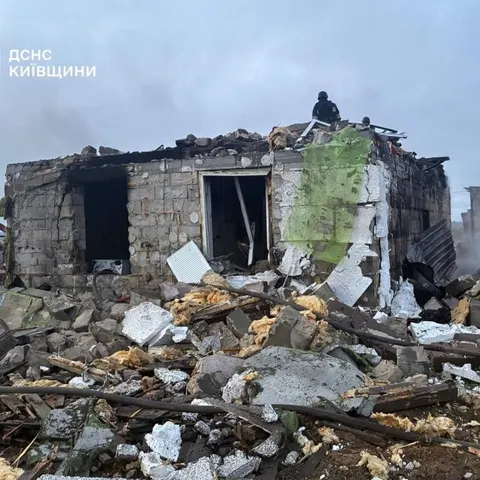 Атаки на Київщині, Сумщині, Одещині та Запоріжжі: п'ятеро постраждалих, серед них діти