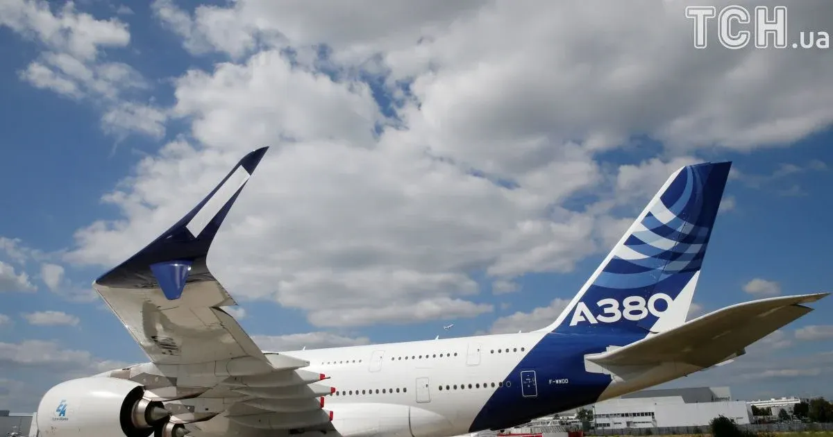 У Мюнхені Airbus A380 приземлився до початку смуги: що відомо