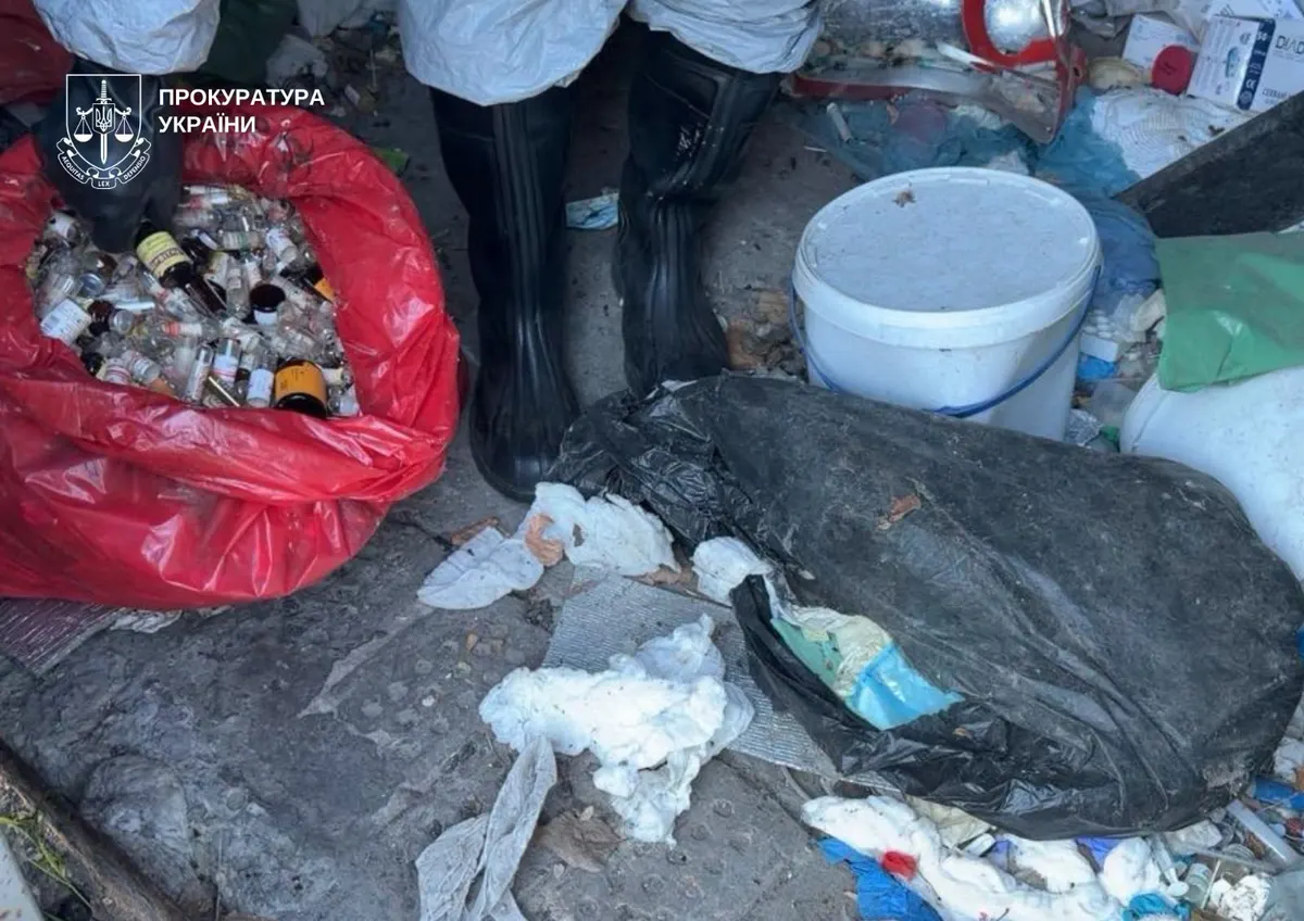 У Києві викрили склад із небезпечними медичними відходами
