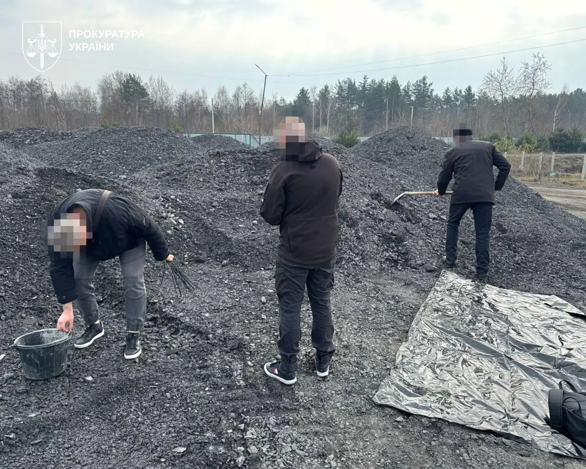 Школи та лікарні отримували неякісне вугілля: викрито схему на 9 мільйонів