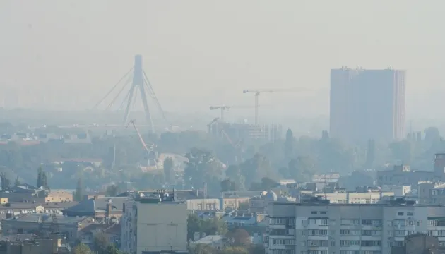 Через пожежі на Київщині на правому березі Києва можливе задимлення