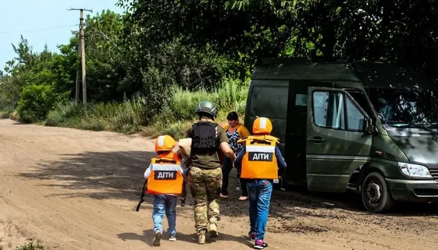 На Донеччині розширили обов'язкову евакуацію родин із дітьми