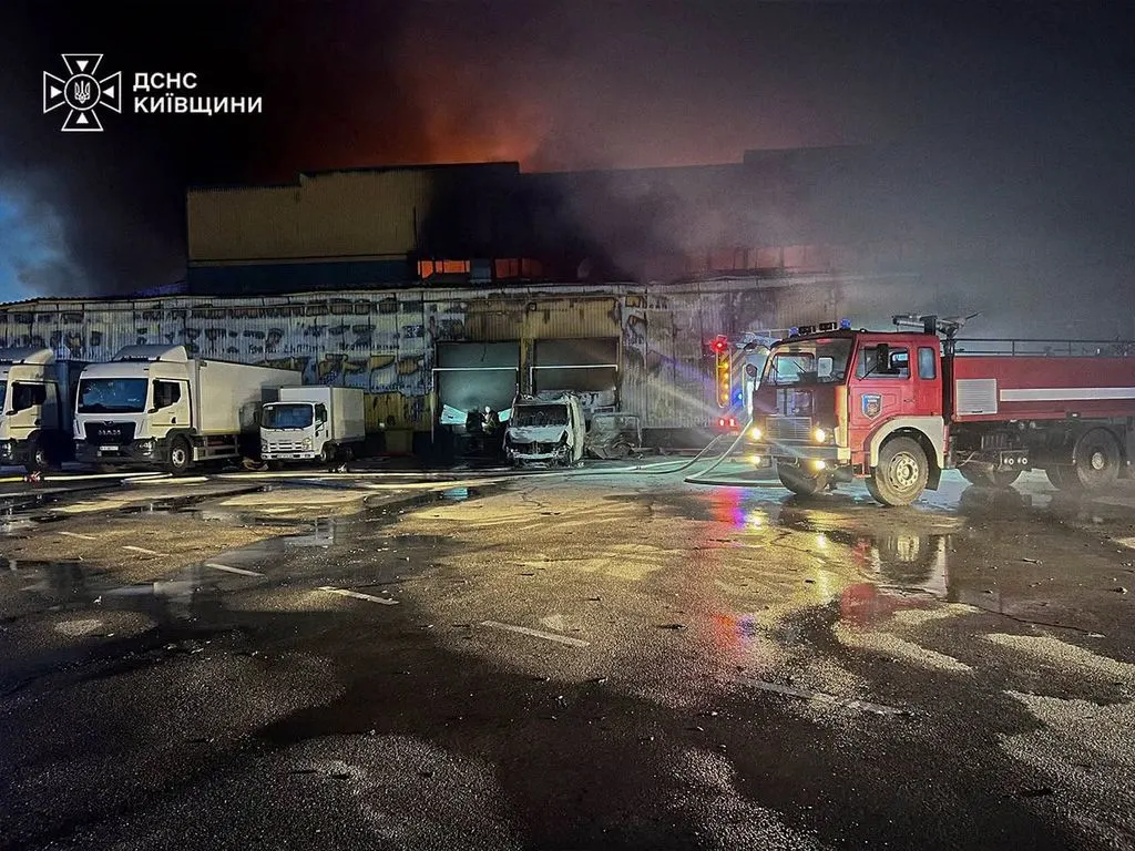 Нічна атака на Київщину: двоє постраждалих у Бучанському районі