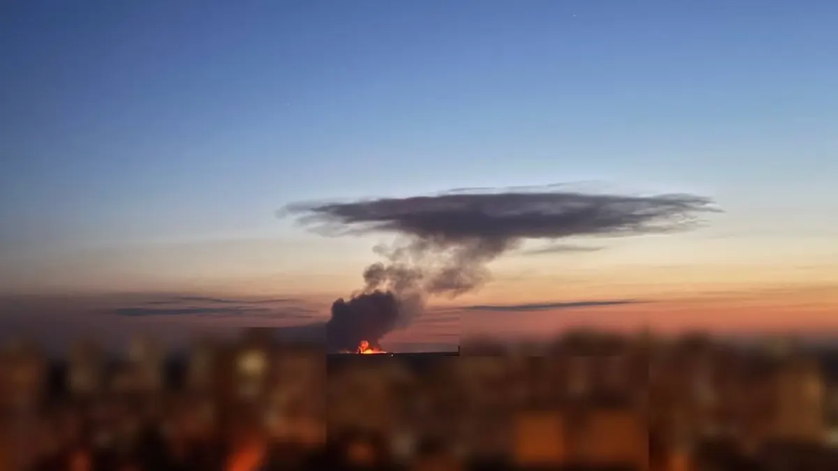 Пожежа з вибухами на Київщині: що відомо про наслідки атаки