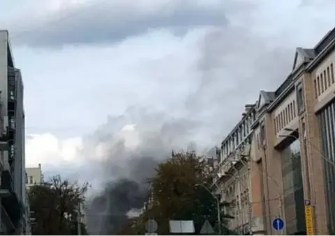 У Києві ворожий шахед знищив ресторан «Завертайло» біля Софії Київської