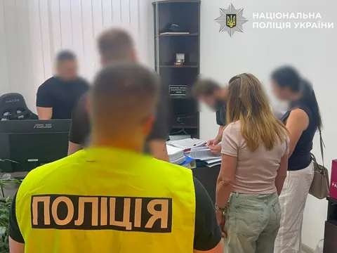 Шахраї двічі продавали квартири в новобудові на Печерську