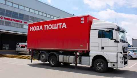 «Нова пошта» децентралізує склади після удару по хабу на Київщині