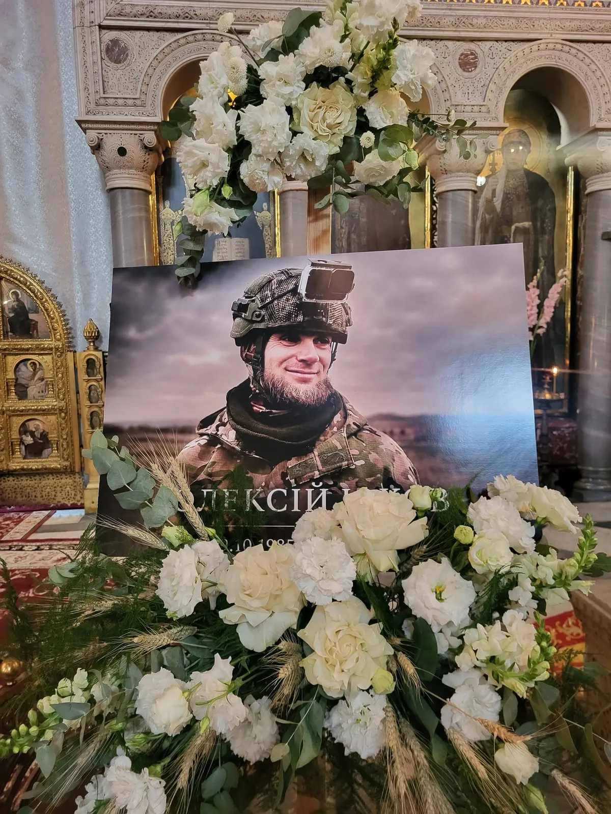 У Києві попрощалися з засновником пошукового загону «Плацдарм» Олексієм Юковим
