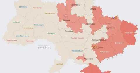 Повітряна тривога у Києві: безпілотники прямують на Київщину