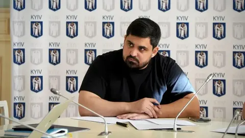 На Київщині змінили комендантську годину та посилили безпеку АЗС