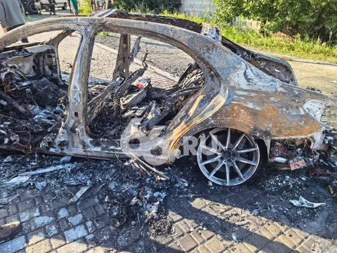 У РФ підірвали автівку директора заводу, що виробляє дрони для війни проти Украї