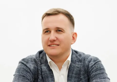 Нова пошта змінює модель зберігання товарів після удару по центру на Київщині