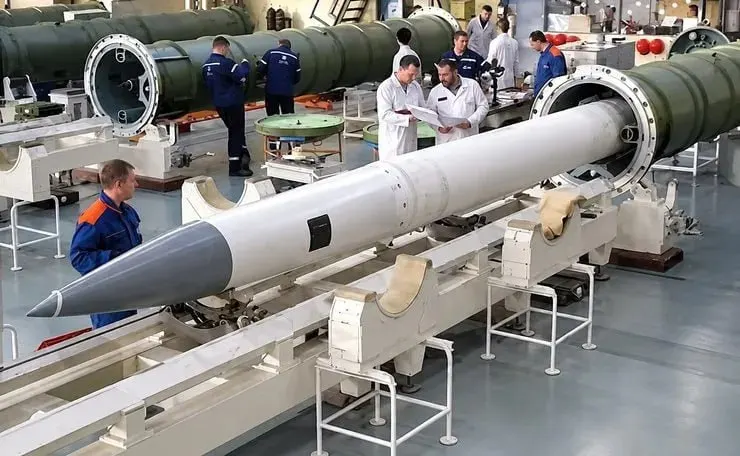 Росія все частіше б'є по Україні переобладнаними навчальними ракетами RM48U