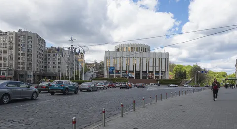 Рух Європейською площею у Києві частково обмежать на чотири дні