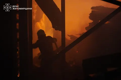 Удар по Коростенському району: двоє загиблих, двоє постраждалих