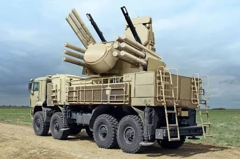 Росіяни отримали нові «Панцирі» для боротьби з дронами