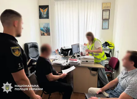 Жителю Оболоні загрожує до 15 років за розбещення трирічної доньки